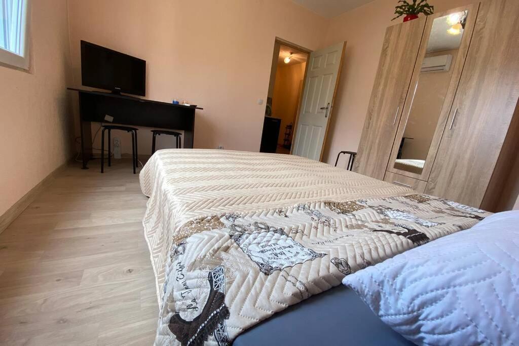 Sunny Apartment By The River Sandanski Exteriér fotografie